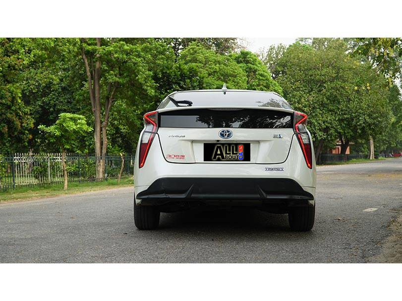 Toyota Prius S Back View