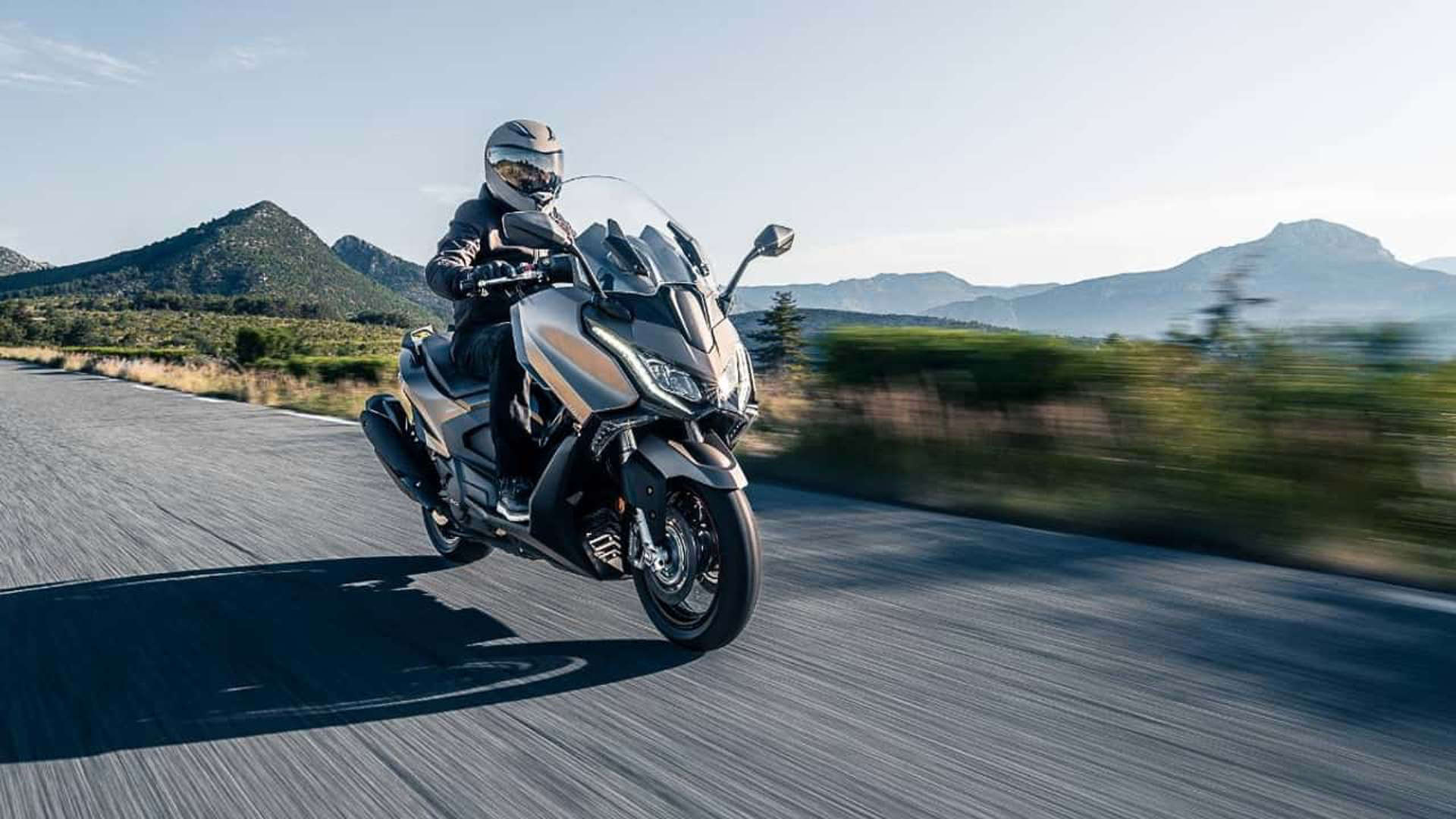 The New AK Premium Is Unveiled By Kymco In Europe - Cars,Bikes Specs ...