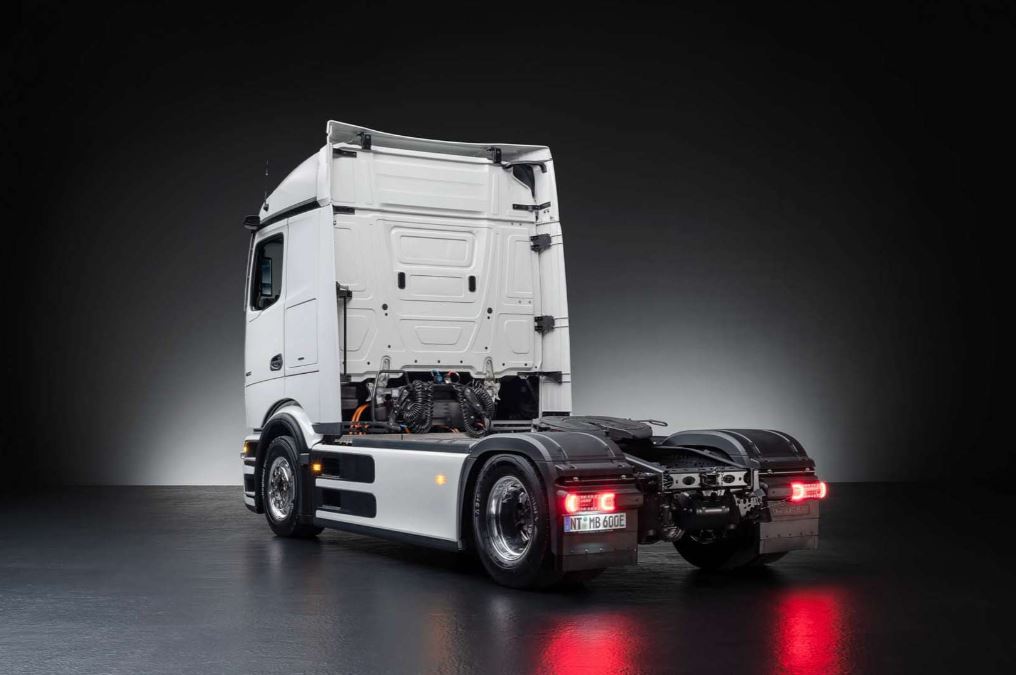 Mercedes New eActros 600 Electric Truck Back View