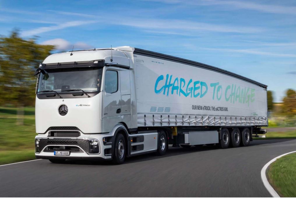 Mercedes New eActros 600 Electric Truck Side View